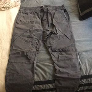 Hollister joggers